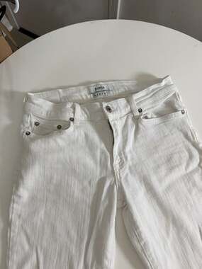 Pistola White High Rise Skinny Ankle Jeans with Raw Hem Size 28